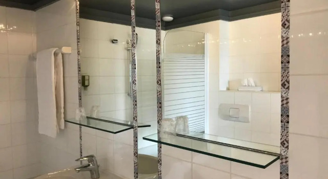 Двухместный номер Standard с красивым видом из окна LHôtel by Hostellerie du Château