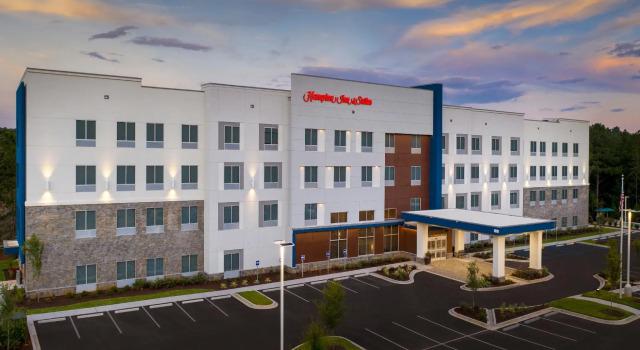 Люкс Hampton Inn & Suites Lexington Columbia