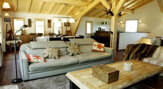Chalet Plein Soleil, Забронировать Шале Виллы Овернь-Рона-Альпы, Вилла