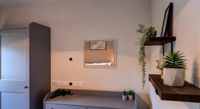 Cosy 2 Bed Home Chesterfield (Adults Only), Забронировать Отель Отели Честерфилда с парковкой, рядом с St Mary &amp; All Saints Church, Парковка