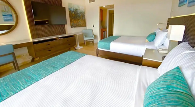 Полулюкс The Royal Sea Aquarium Resort
