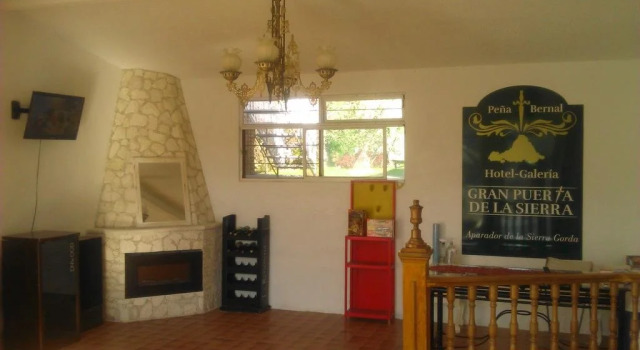 Hotel Galería Gran Puerta de la Sierra