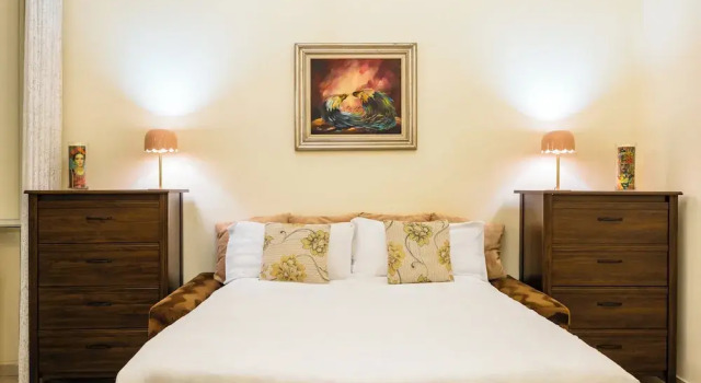 Homely City Apartment by Wonderful Italy, Забронировать Апартаменты/квартира Апартаменты Неаполя, рядом с Accademia di Belle Arti di Napoli, Апартаменты/квартира