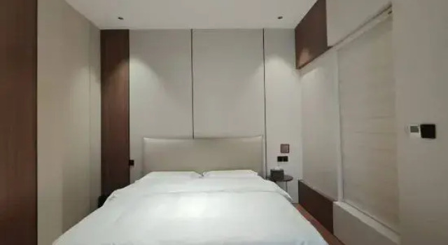Люкс Enna Business Suite