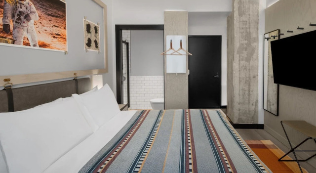 Двухместный номер Moxy Houston Downtown