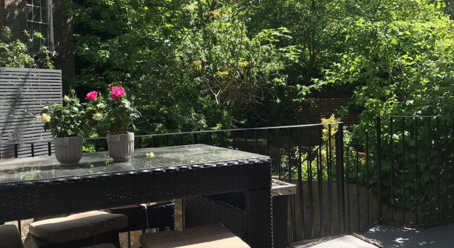 Кровать в общем номере (женский номер) The Mornington Camden Female only Hostel