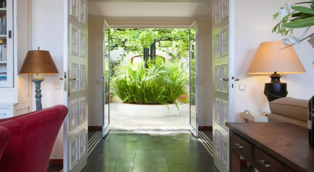 Villa With Garden Oasis in Monchique, Rezerwuj Willa Hotele w Algarve z parkingiem, Parking