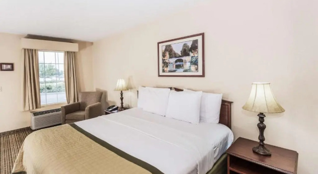 Номер Standard Baymont by Wyndham Valdosta at Valdosta Mall