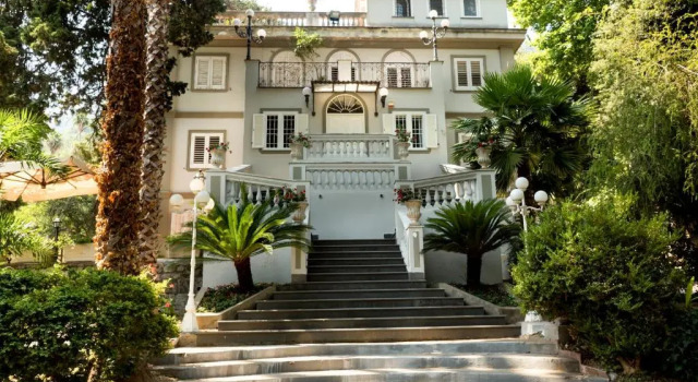 Апартаменты Deluxe B&B du Parc Boutique Home