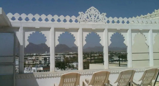 Bhanwar Villas