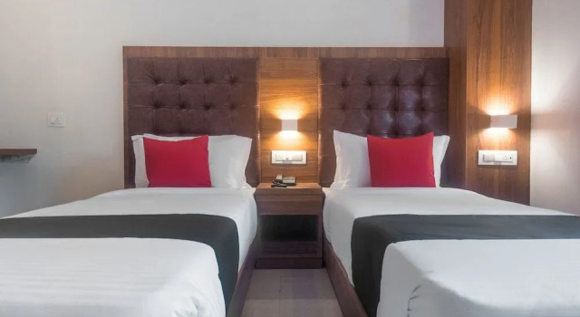 Capital O 29025 Hotel Seven Olive