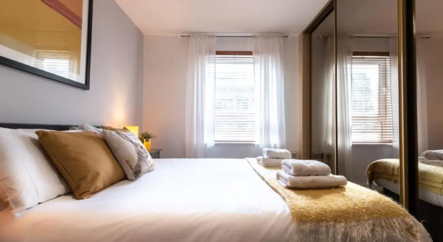 Апартаменты с 2 комнатами Black Moon 2 bed 2 bath Central location