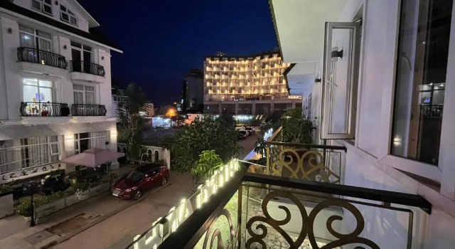 Двухместный номер Deluxe с балконом Phuong Anh Hotel