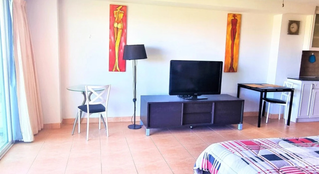 Large Studio Condo Jomtien