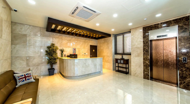 Zamong Hotel, Забронировать Отель Hallim Чеджу, рядом с Стадион Халлима