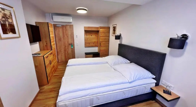 Двухместный номер Standard Hotel Zu den Drei Kronen