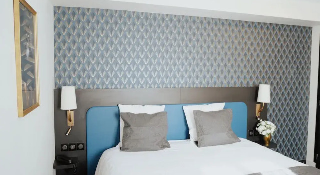Трёхместный номер Comfort c 1 комнатой Logis Hôtel Restaurant - Le Clos Deauville Saint Gatien