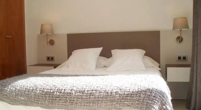 House With 2 Bedrooms in Miami Playa, With Wonderful sea View, Shared Pool, Enclosed Garden, Забронировать Отель Бизнес-отели Tarragonès, 4* 5*