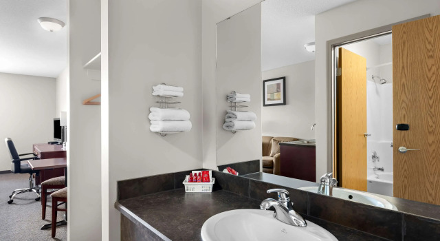 Двухместный номер Standard SureStay Plus Hotel by Best Western Hardisty