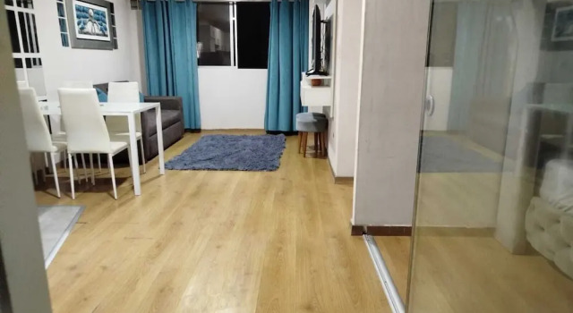 Central Suite, Book Feriehus Sommerhuse i Lima, Hytte