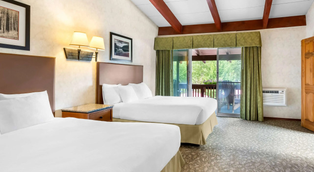 Четырёхместный люкс Best Western Adirondack Inn