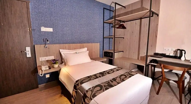 Одноместный номер Standard Diamond Inn