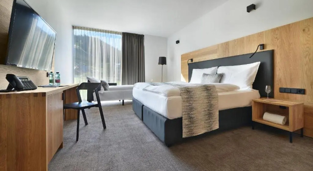 Номер Superior Grand Hotel Hradec