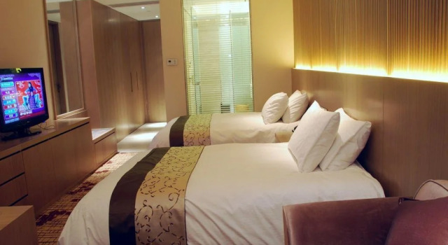 Chalon International Hotel