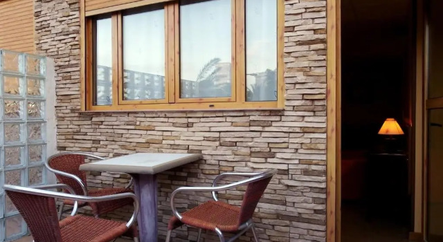 Люкс Hostal Mont Royal