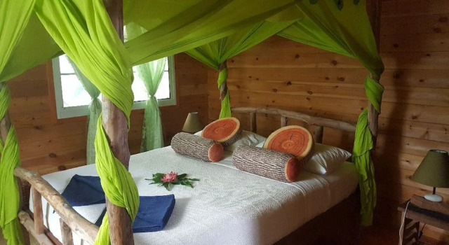 Vanuatu Secret Garden Resort, Book Resort Mele The Chief