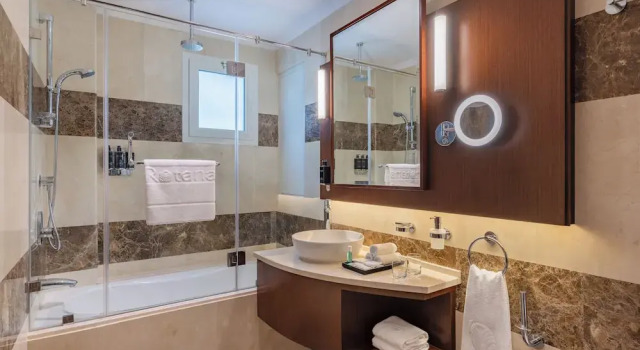 Standard- dobbelt værelse Riviera Rayhaan by Rotana Doha