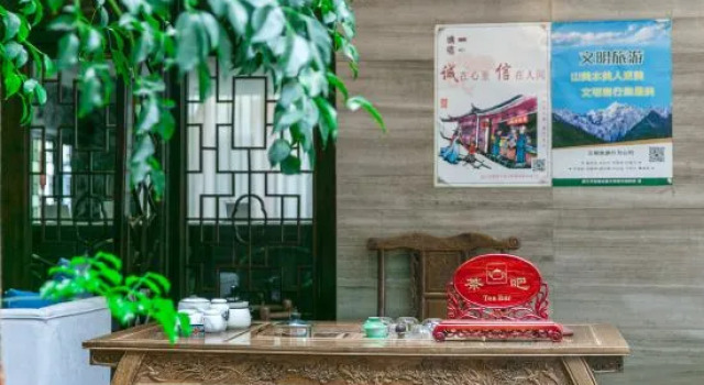 New Kaida Hotel（The Old Town of Lijiang）, Забронировать Отель Отели Лицзян 4 звезды, рядом с Улица Сквер-стрит Древнего города Даянь, 4*