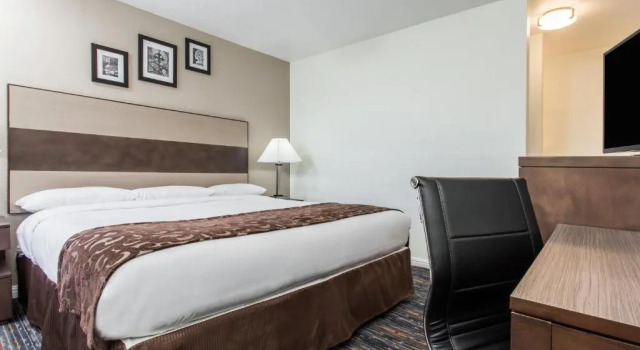 Номер Standard Howard Johnson by Wyndham Berkeley