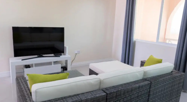 Номер Luxury Mount Royal Luxury Condos
