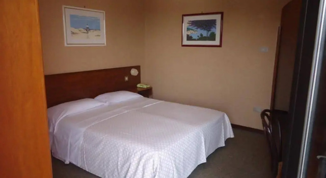 De la Ville Central, Rezervovat Hotel Hotely v Lazio s parkováním, Parkování
