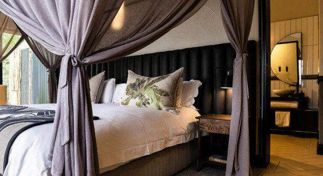 Kruger Shalati - Train on The Bridge & Garden Suites, Book Hotel Skukuza Kruger National Park