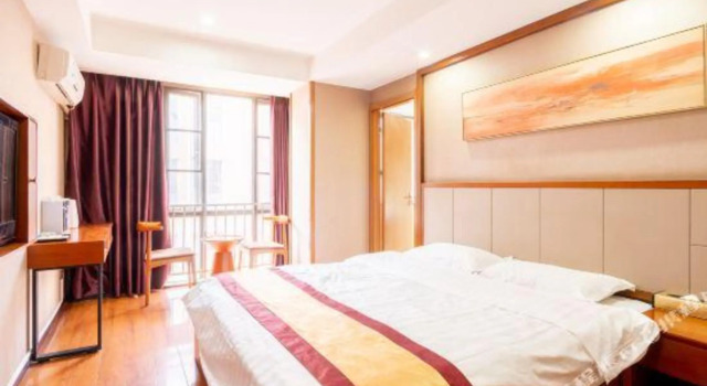 昆明美联商务酒店, Book Hotel Kunming Yunnan, near South Coach Station