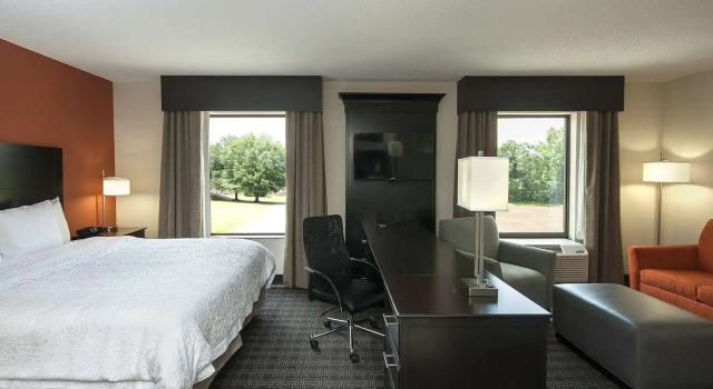 Студия Hampton Inn & Suites Seneca-Clemson Area