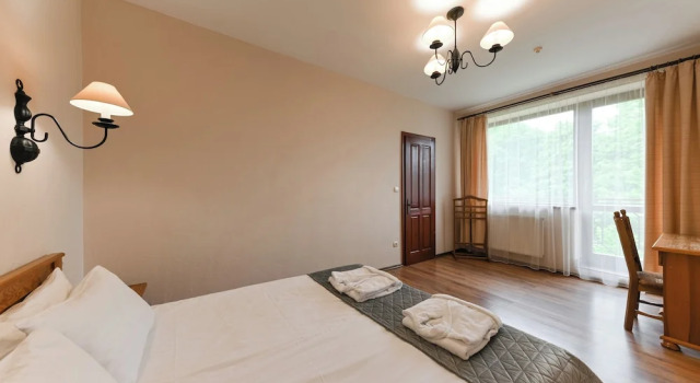 Семейный люкс с 3 комнатами Bogolvar Retreat Resort - Курорт для усамітнення "Богольвар"