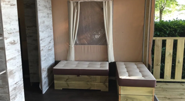 Тент с 2 комнатами рядом с пляжем Parco Del Lago Glamping And Camping