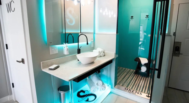 Люкс Deluxe River Sirens Hotel-Contactless Check in Hotel