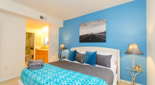 Апартаменты Downtown LA City View Suite