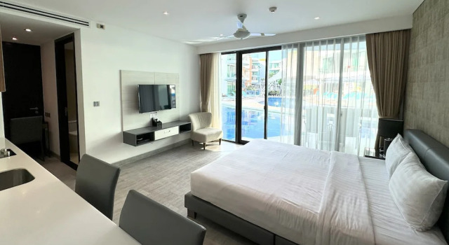 Студия Private studio at Twin Sands Resort