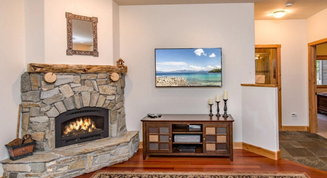 1841 Osage Cir Home by RedAwning, Забронировать Дом для отпуска Меверс South Lake Tahoe Area
