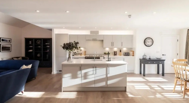 NEW Sleek & Stylish 2BD Flat - Heart of Haworth, Забронировать Отель Хоэрт Западный Йоркшир
