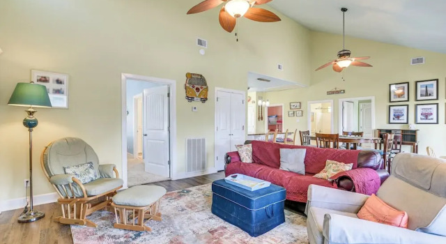 Steps to Crystal Beach! Family & Pet-friendly Home, Boek Vakantiehuis Crystal Beach Houston