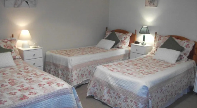 Rocksberry Bed & Breakfast, Book Hotel Castlebar Mayo
