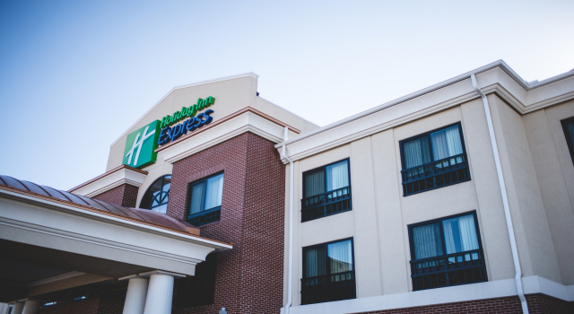 Holiday Inn Express & Suites Morton - Peoria Area by IHG