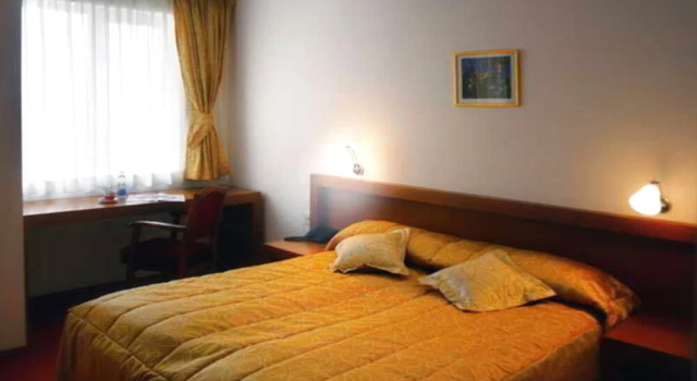 Sirius Hotel, Book Hotel 4-stjernede hoteller i Strumica, 4*