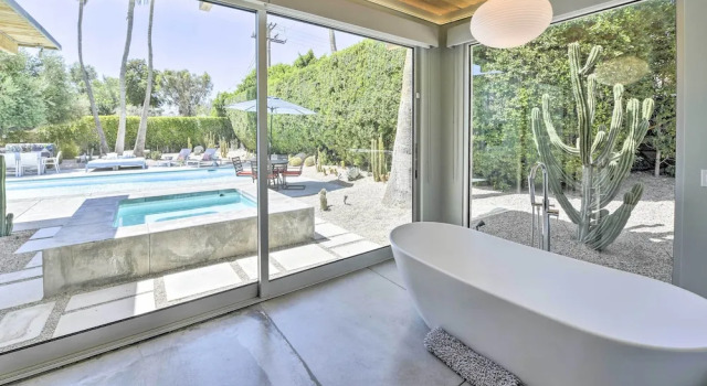 Коттедж с 3 комнатами Palm Springs Home w/ Private Pool & Hot Tub!